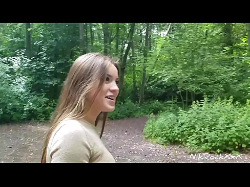 ❤️ Jeg foreslo for Evelina at vi skulle knulle på et offentlig sted! Hun sa ja. Så knullet jeg henne i rumpa og cum i munnen hennes. Så ble hun forbanna. Russisk porno ved no.com-milf-300.ru