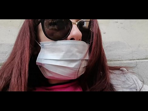 ❤️ Nicoletta hevner seg på naboen og tisser i garasjen hans (Special Covid19 Italian Quarantine) Russisk porno ved no.com-milf-300.ru