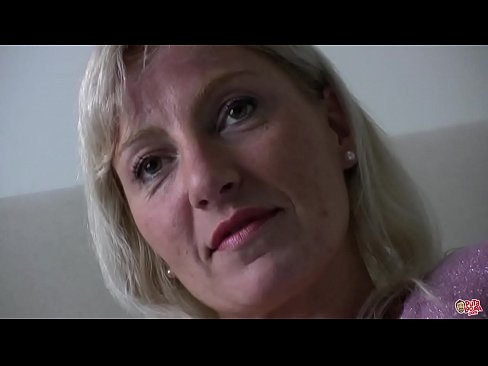 ❤️ Moren vi alle knullet ... Dame, oppfør deg! Russisk porno ved no.com-milf-300.ru